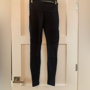 Lululemon luxstreme mesh panel legging 6